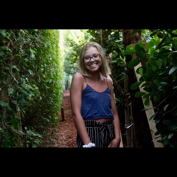 Meet your Posher, Ava - Picture 1 of 1